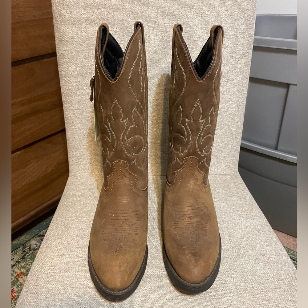 Size 10 - Men’s Cowboy Boots